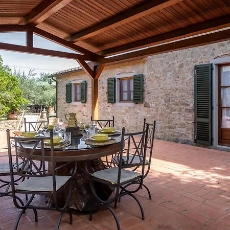 Il Cipresso, Casa Lucia, *